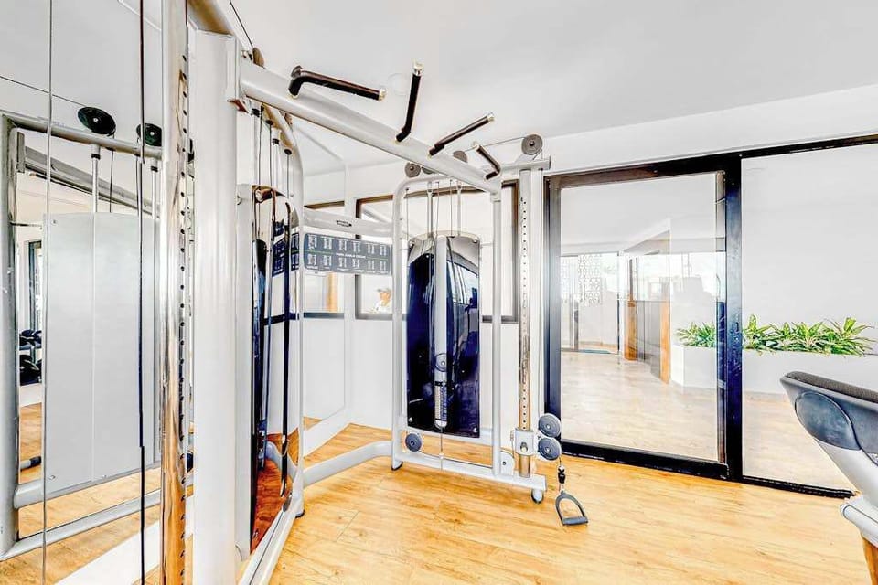 Shared gym equipment (shared amenity)
