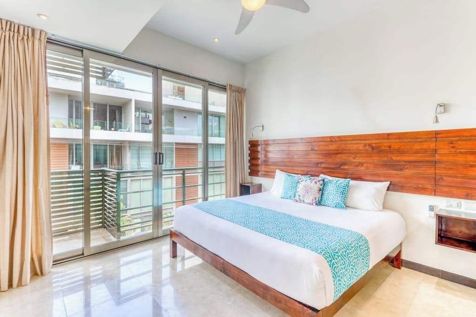 Bedroom with King bed