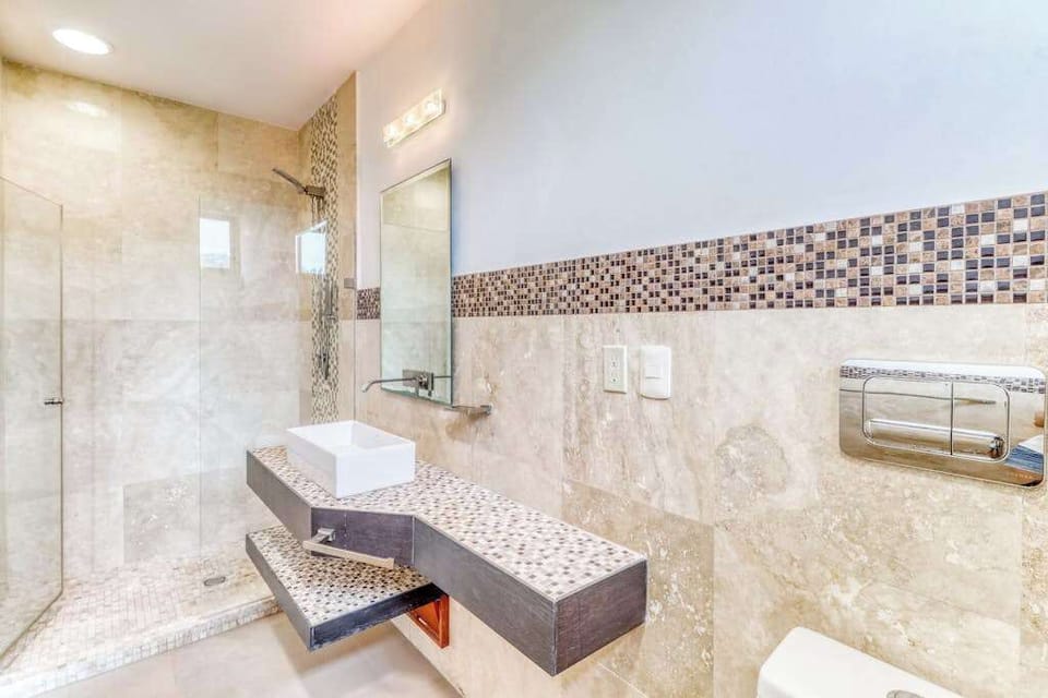 Full bathroom