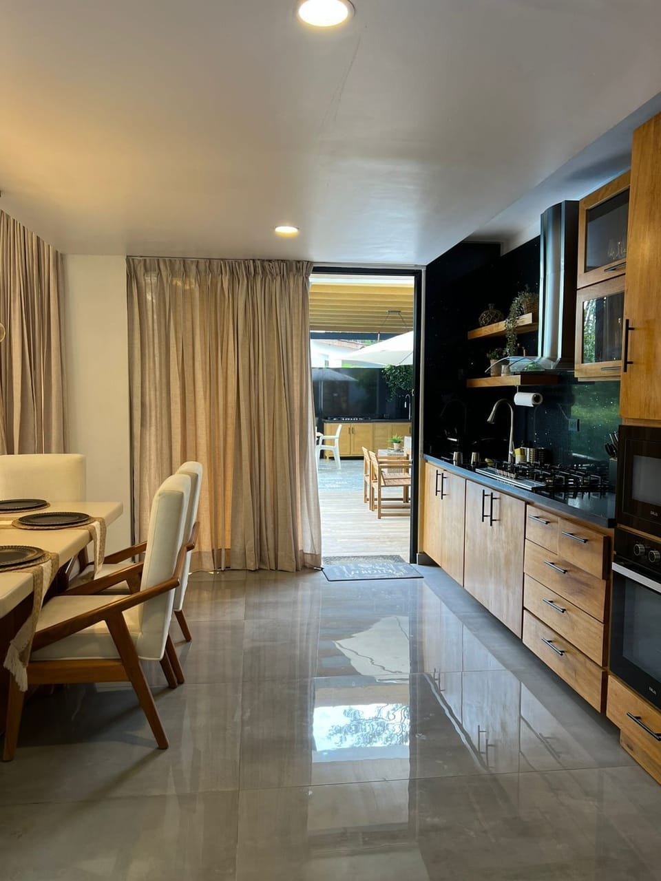 Private kitchen
