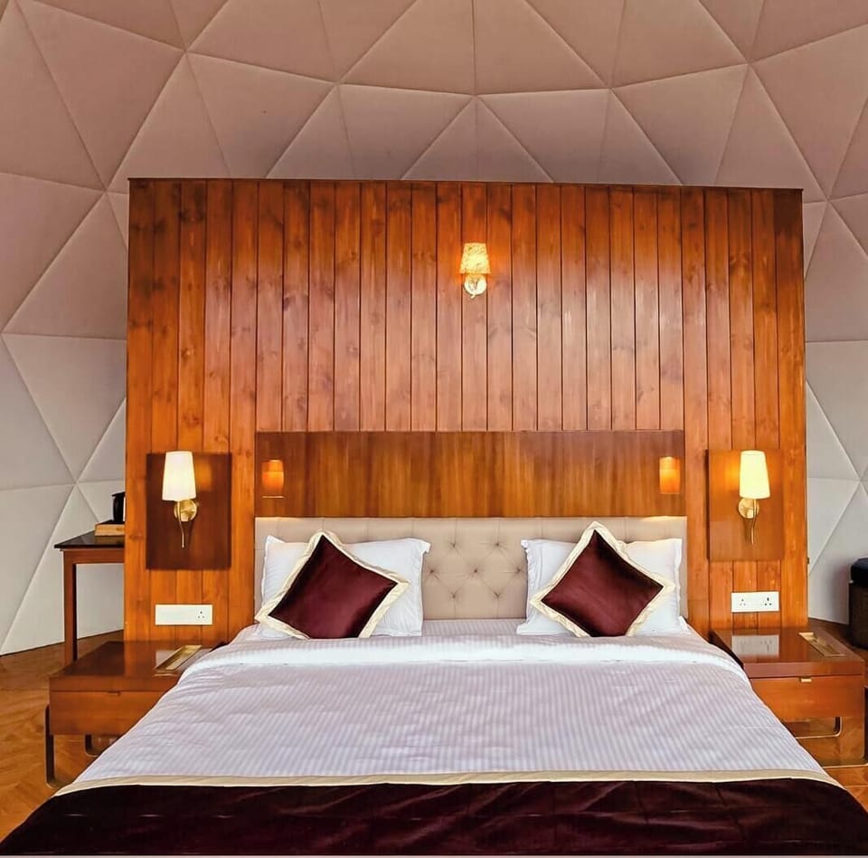 Family suite Villa 3BHK with valley view  | Desk, WiFi (free), bed sheets