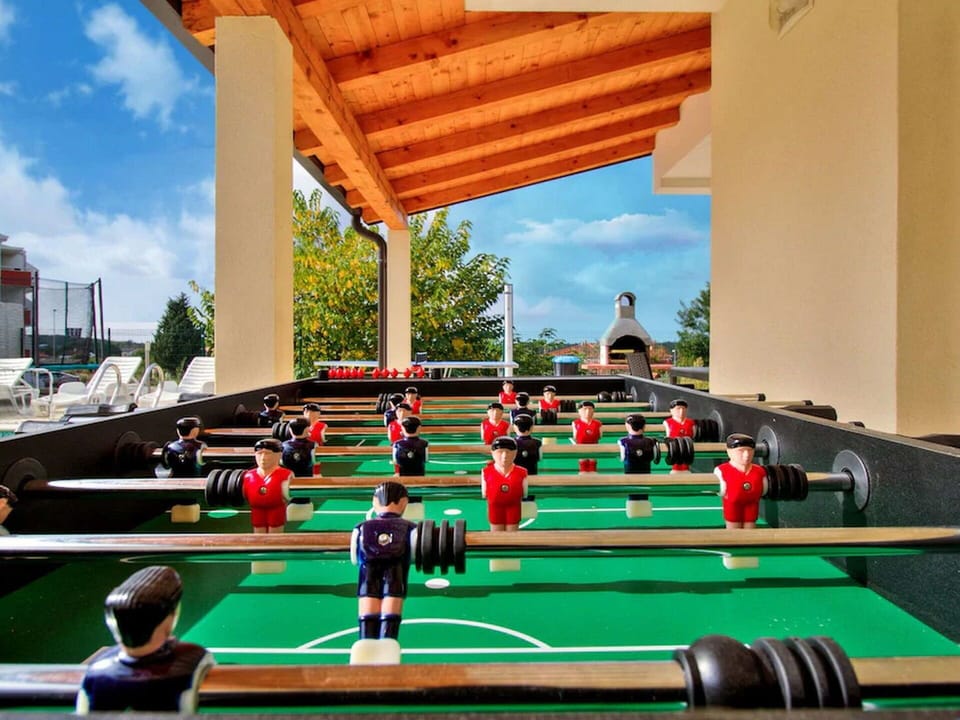 Billiard Table, Recreation, Pool, Leisure, Billiard Room, Recreation Room, Indoor Games And Sports