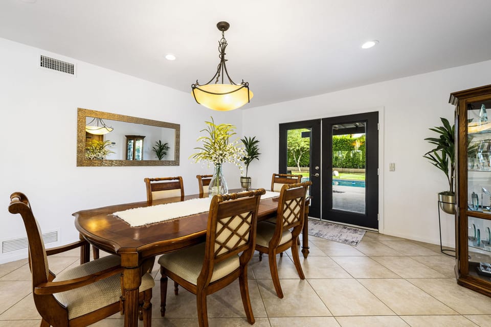 House | 4 bedrooms, high-speed internet