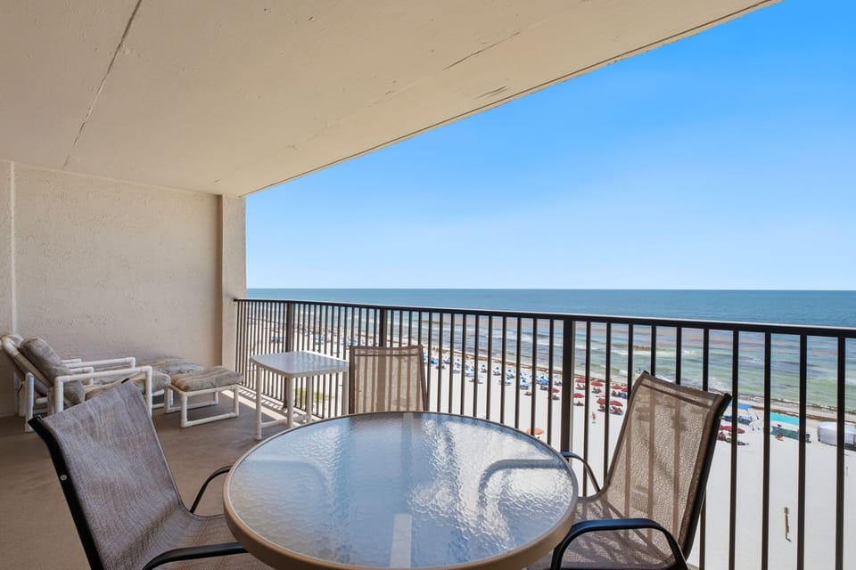 Ocean Breeze E702- Step out onto your private balcony and take in sweeping ocean and beach views. Start your morning with coffee at the glass-top table or unwind on the lounge chairs while listening to the waves below.