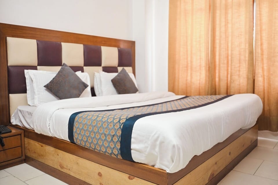  Family Room | In-room safe, iron/ironing board