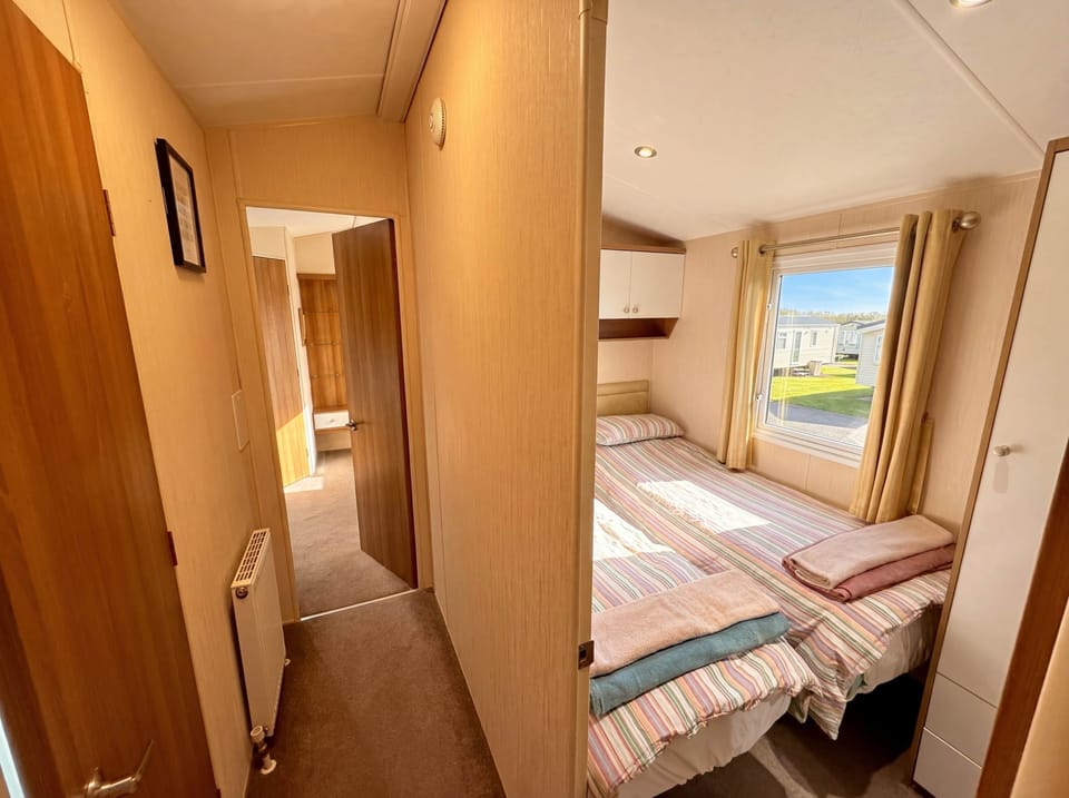 Firefly_Gemini Flash_This is my holiday let and I need to advertise the photos on airbnb etc