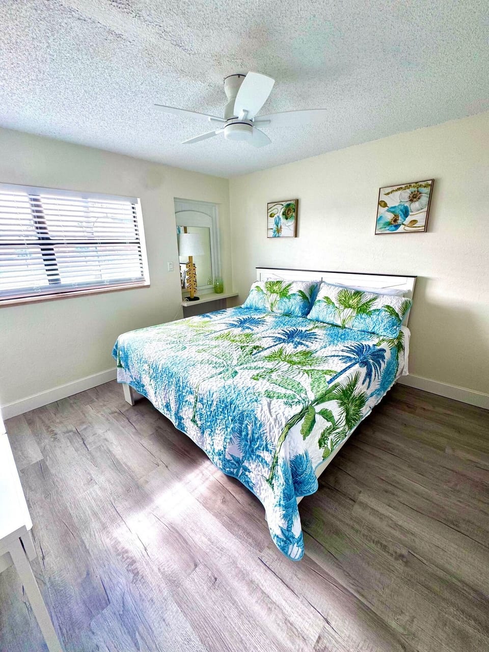 Comfort Apartment, Balcony, Pool View | Iron/ironing board, free WiFi