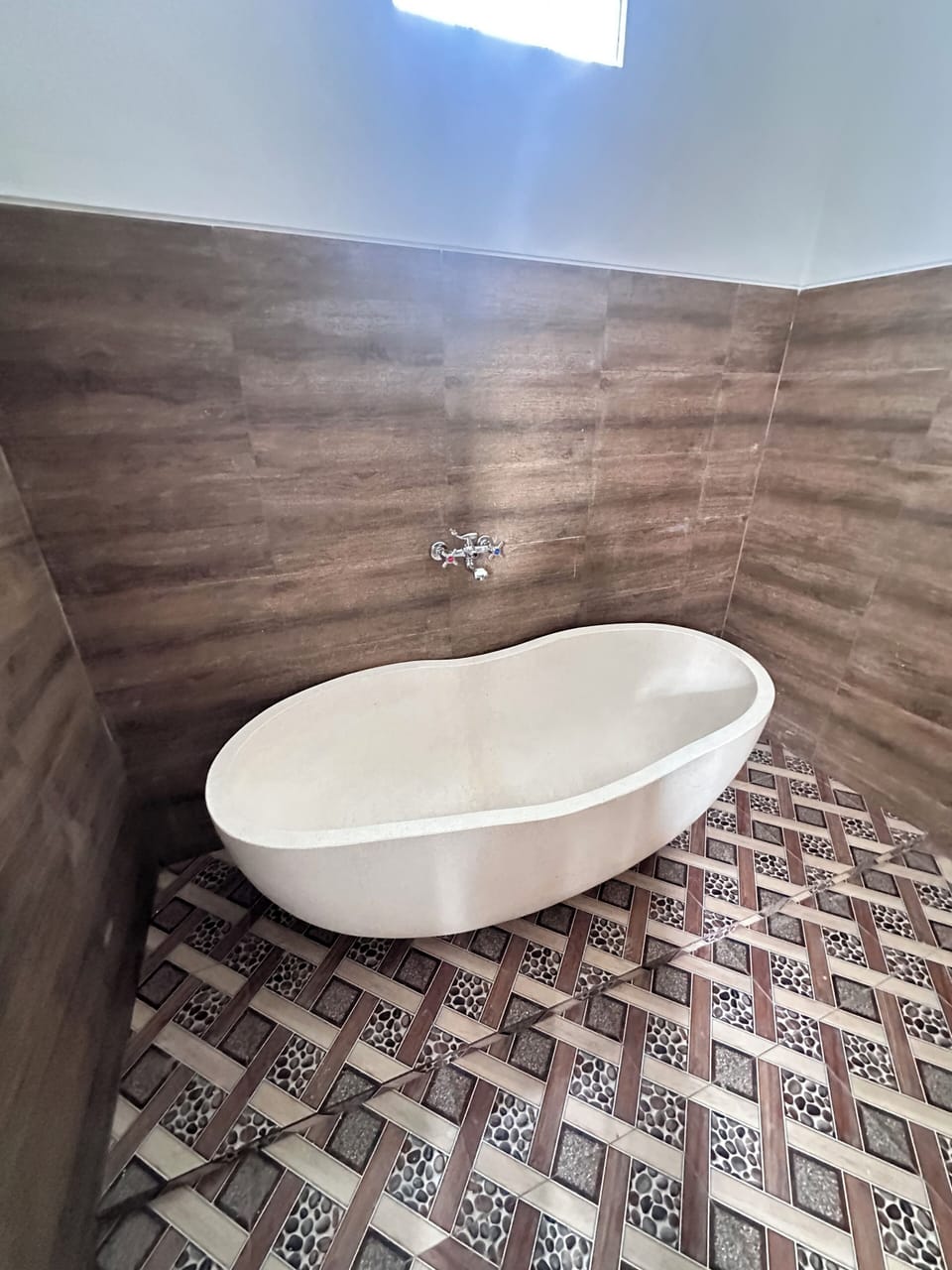 Deluxe Double Room | Bathroom