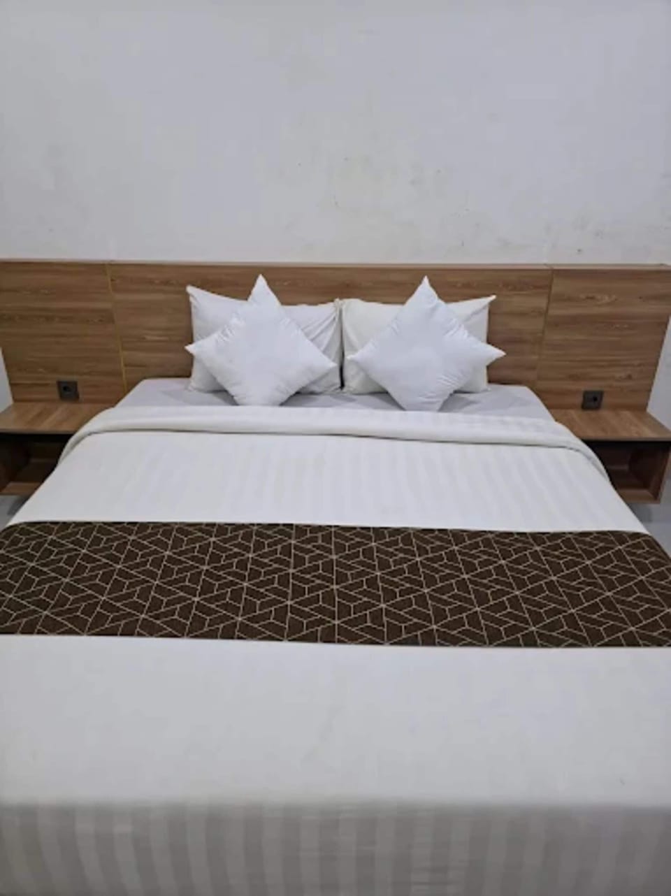 Deluxe Double Room | WiFi (free)
