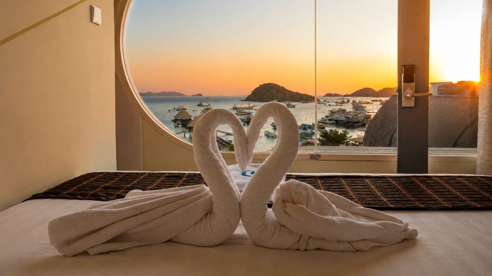 Deluxe Double Room, Sea View | Room amenity