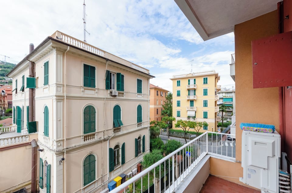 Family Apartment, 6 Bedrooms, Balcony, Mountain View | Balcony