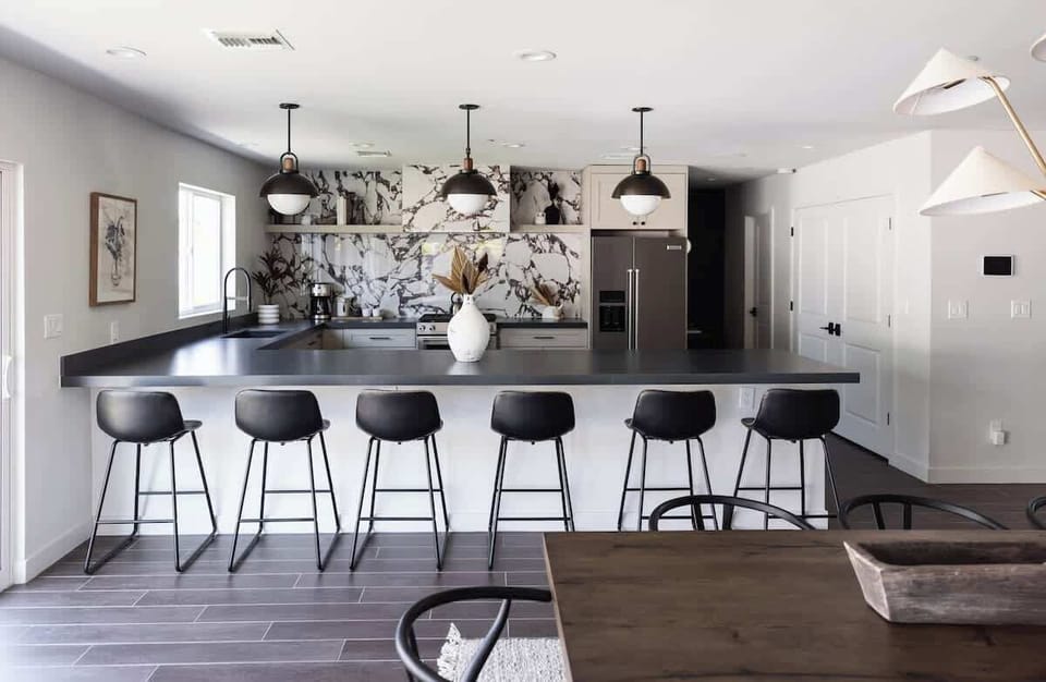 Plenty of counter seating 