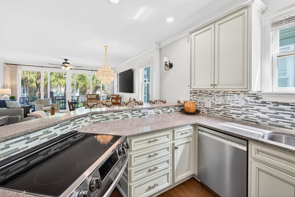 Kitchen | 23 Grand Pavillion | Wild Dunes | Isle of Palms, SC | IOP Escapes