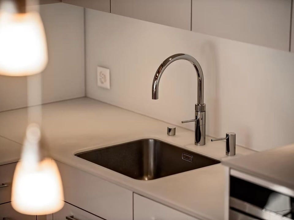 Kitchen Sink, Sink, Plumbing Fixture, Countertop, Kitchen, Interior Design, Tap, Plumbing, Flooring, Home