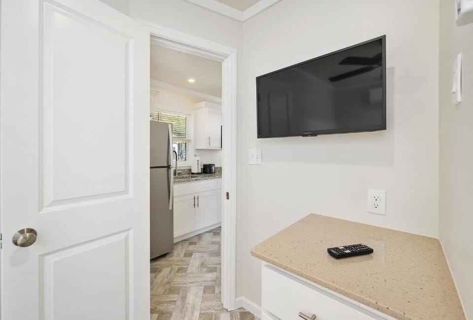House, Multiple Beds, Pets Allowed | Private kitchen