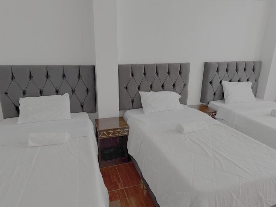 Quadruple Room, Mountain View | WiFi (free)