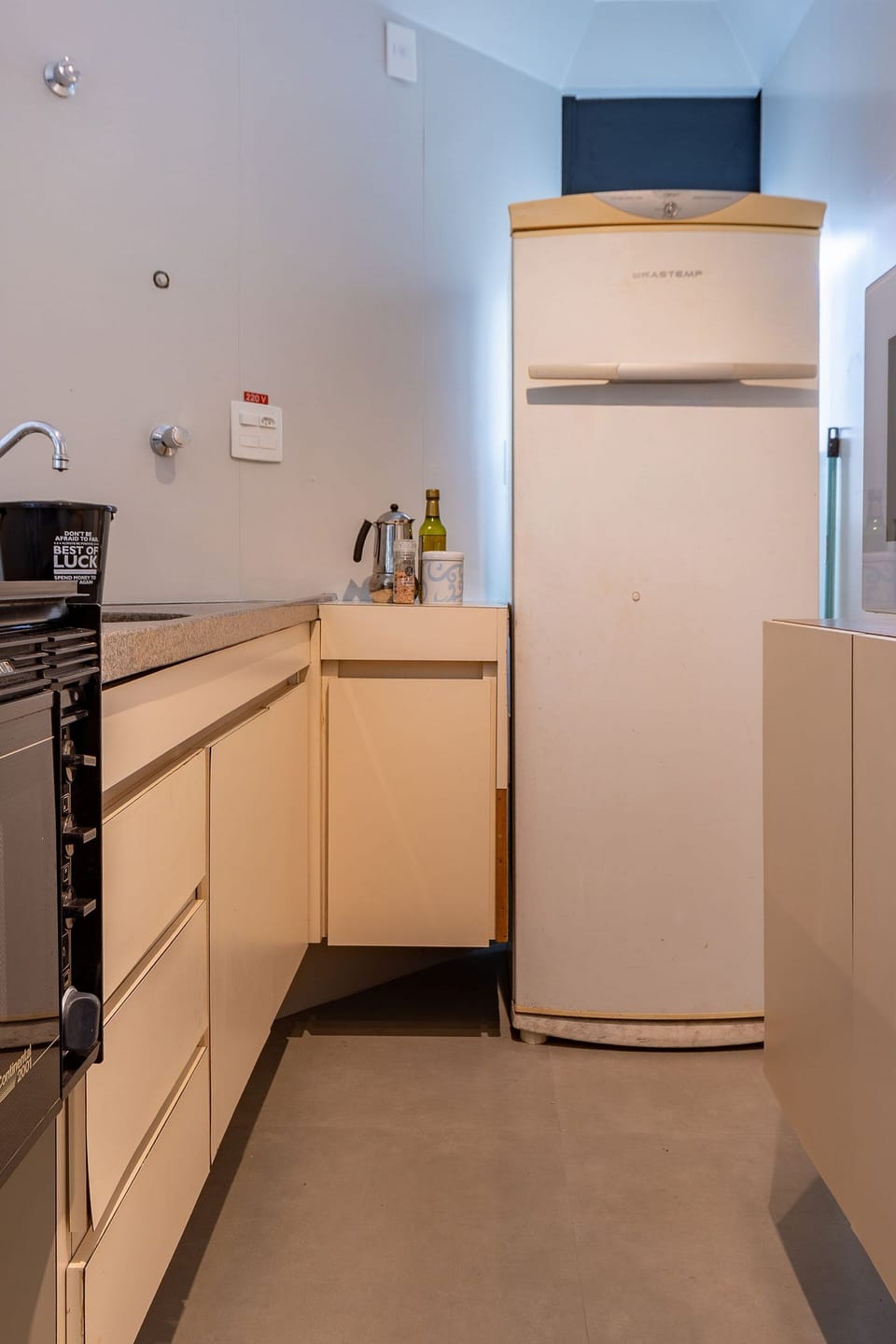 Classic Apartment | Private kitchen | Blender