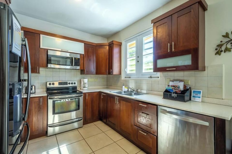 kitchen with dishwasher 