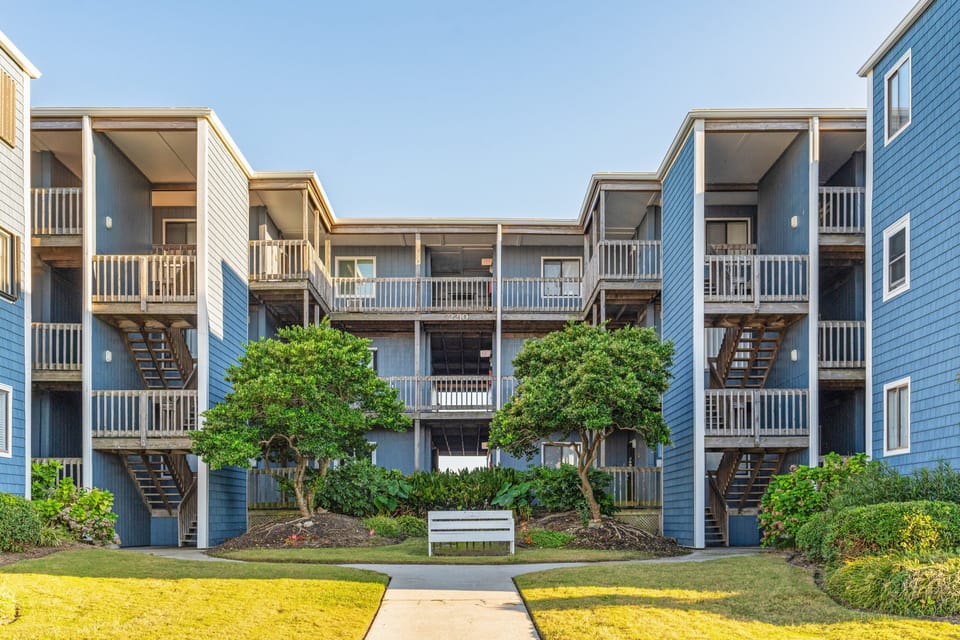 Topsail Reef Bldg 5