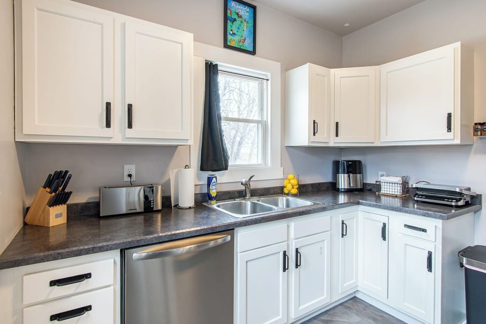 [Main floor, kitchen] Full kitchen will all essentials 