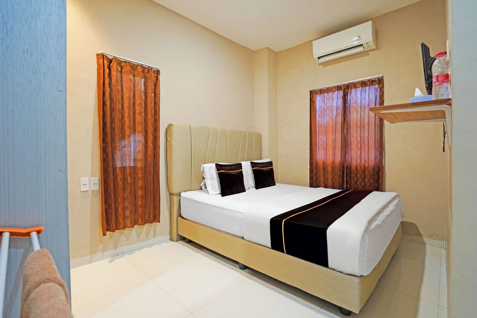 Deluxe Double Room | WiFi (free), bed sheets