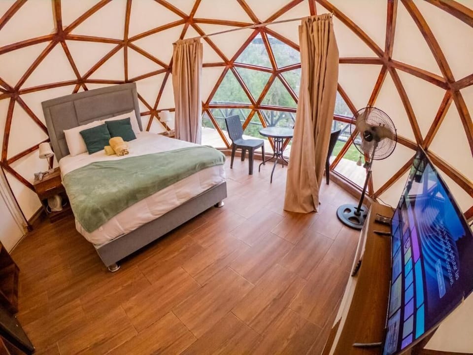 Bungalow, 1 Queen Bed, Balcony, Garden View | WiFi (free)