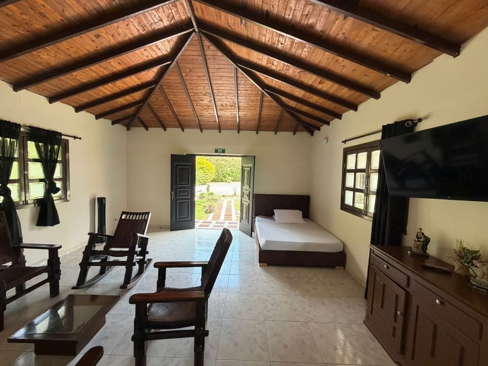 Family Cabin, Patio, Garden View | Free WiFi