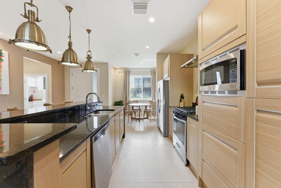 Villa (4 Bedrooms) | Private kitchen | Microwave, oven, stovetop, dishwasher