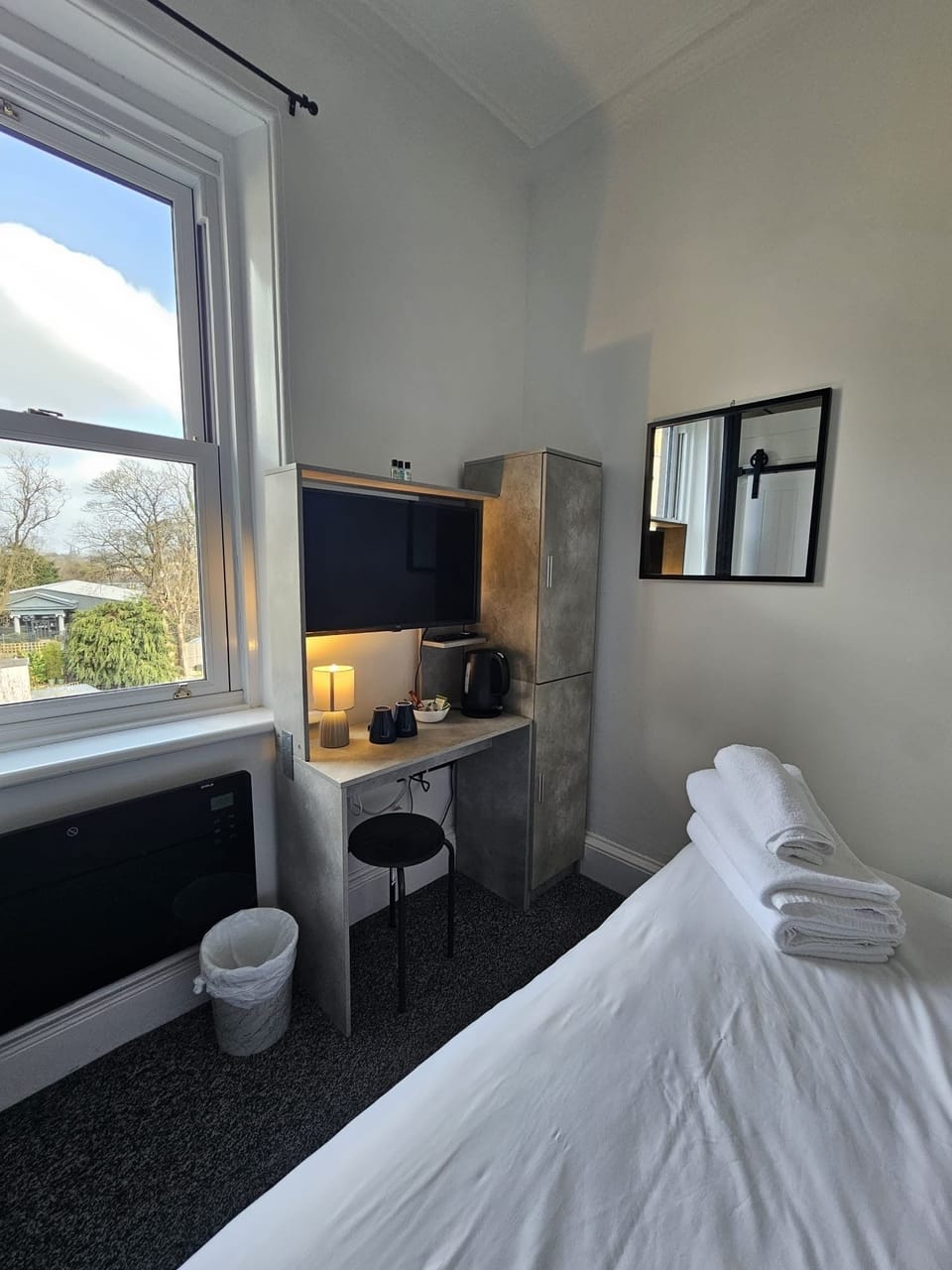 Deluxe Double Room | Free WiFi