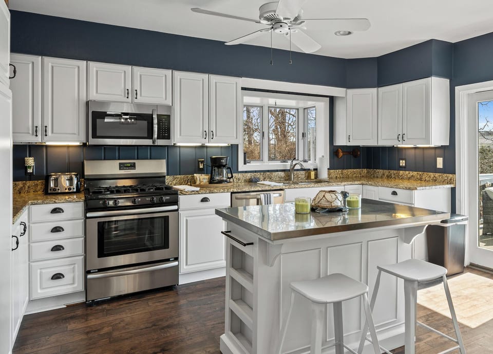 Bright Kitchen