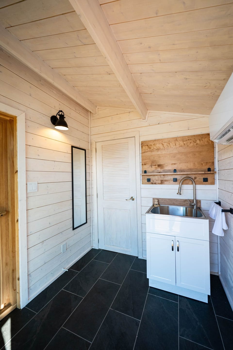 Sauna entry and sink
