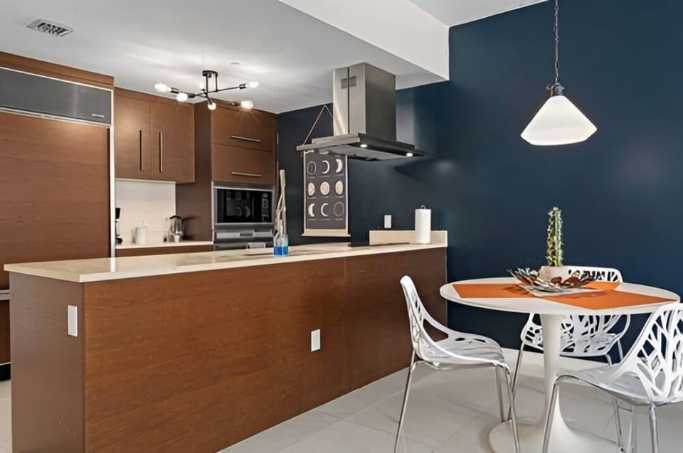 Private kitchenette