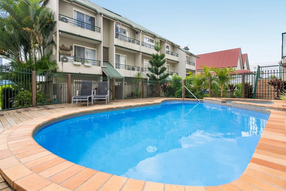 Holiday Home Swimming Pool