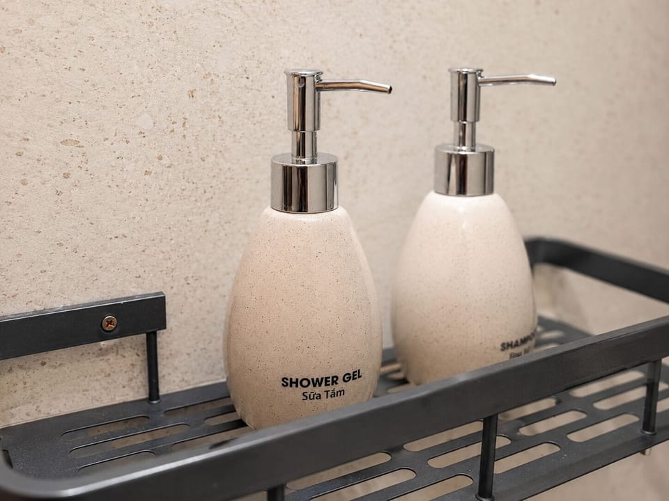 Comfort Double Room, City View | Bathroom | Shower, hair dryer, towels, soap