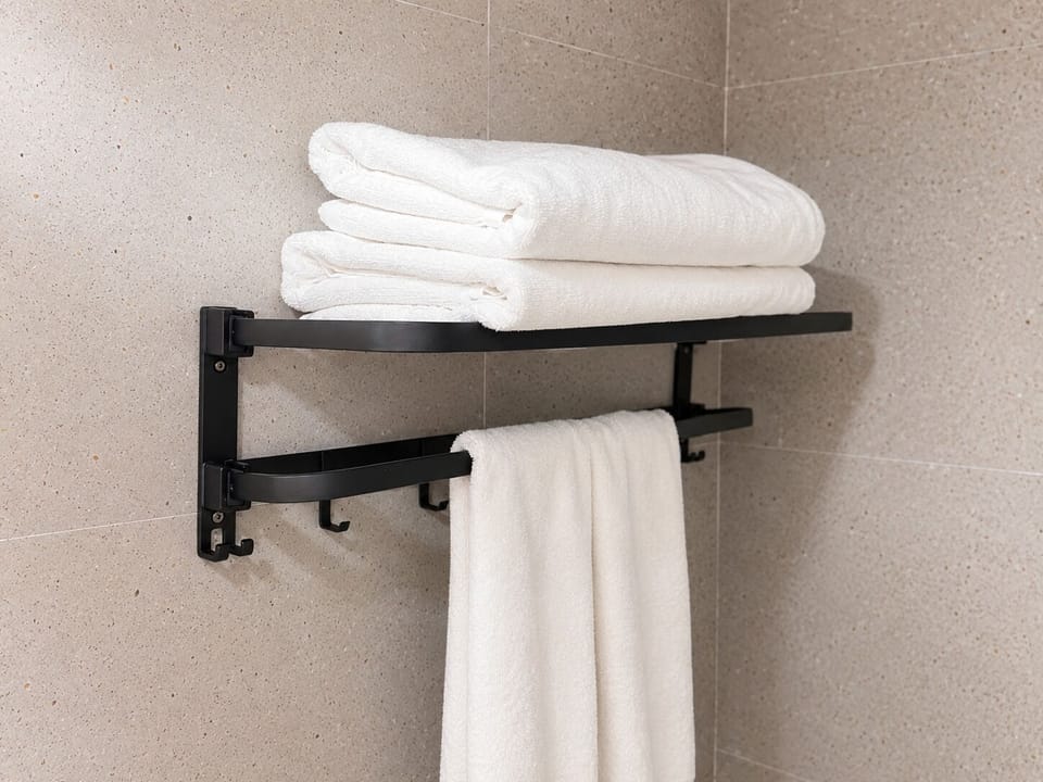 Comfort Double Room, City View | Bathroom | Shower, hair dryer, towels, soap