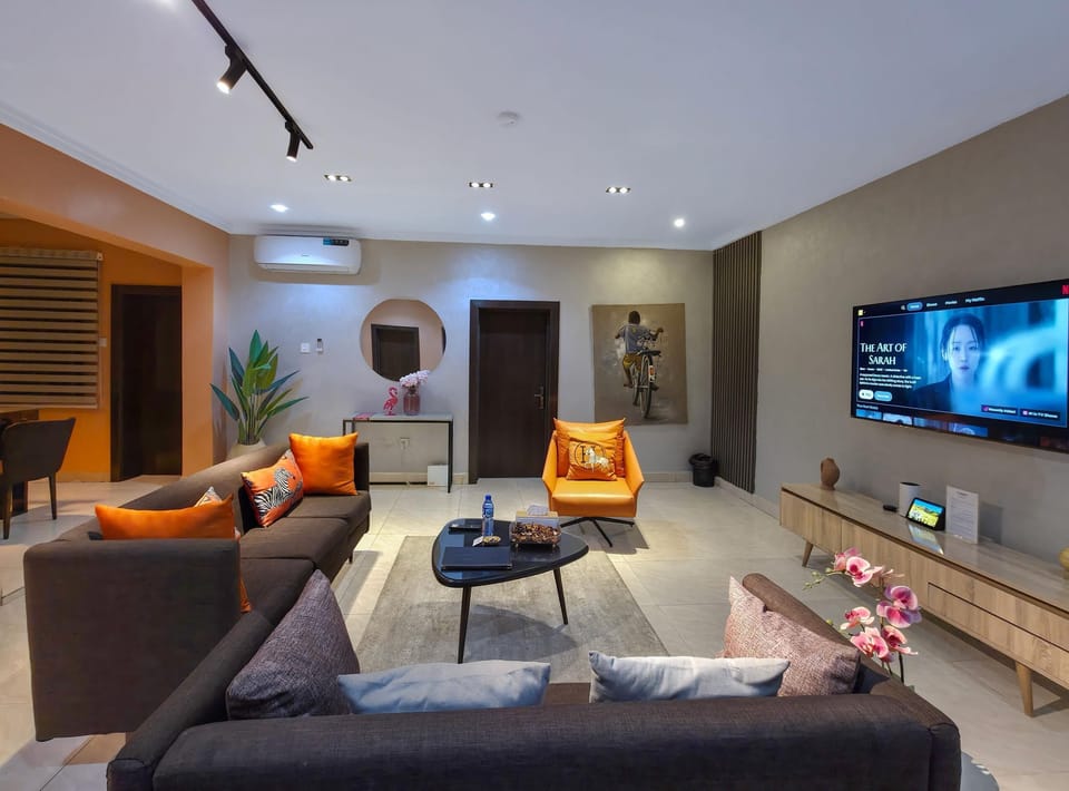 Economy Apartment, Balcony, City View | Interior