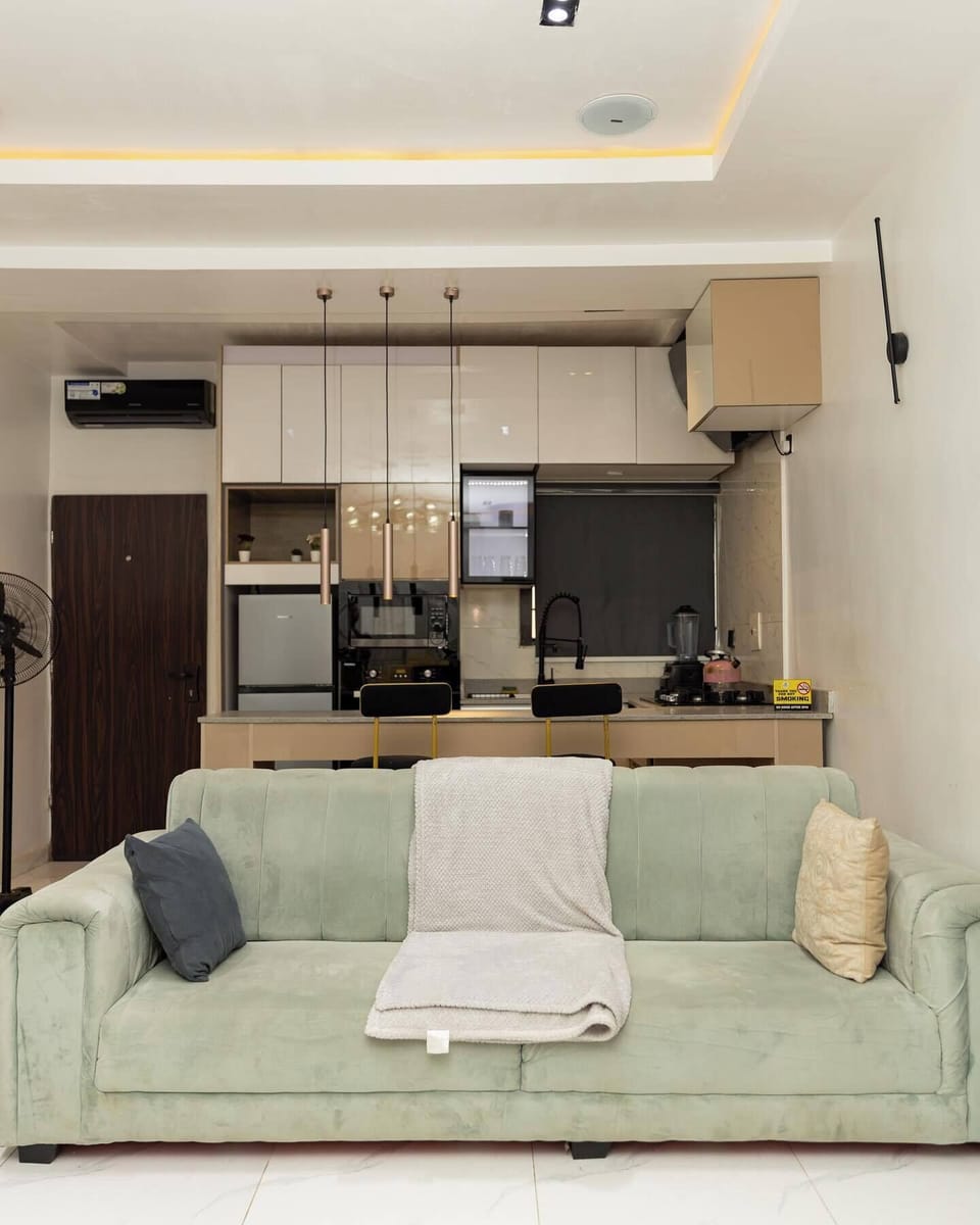 Family Apartment, Balcony, City View | Living area