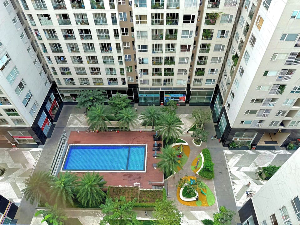 Children's play area - outdoor