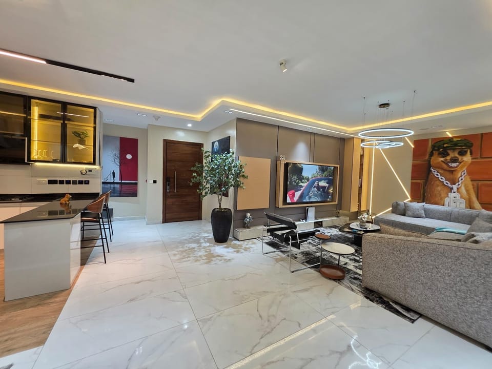 Luxury Apartment, Balcony, City View | Living area