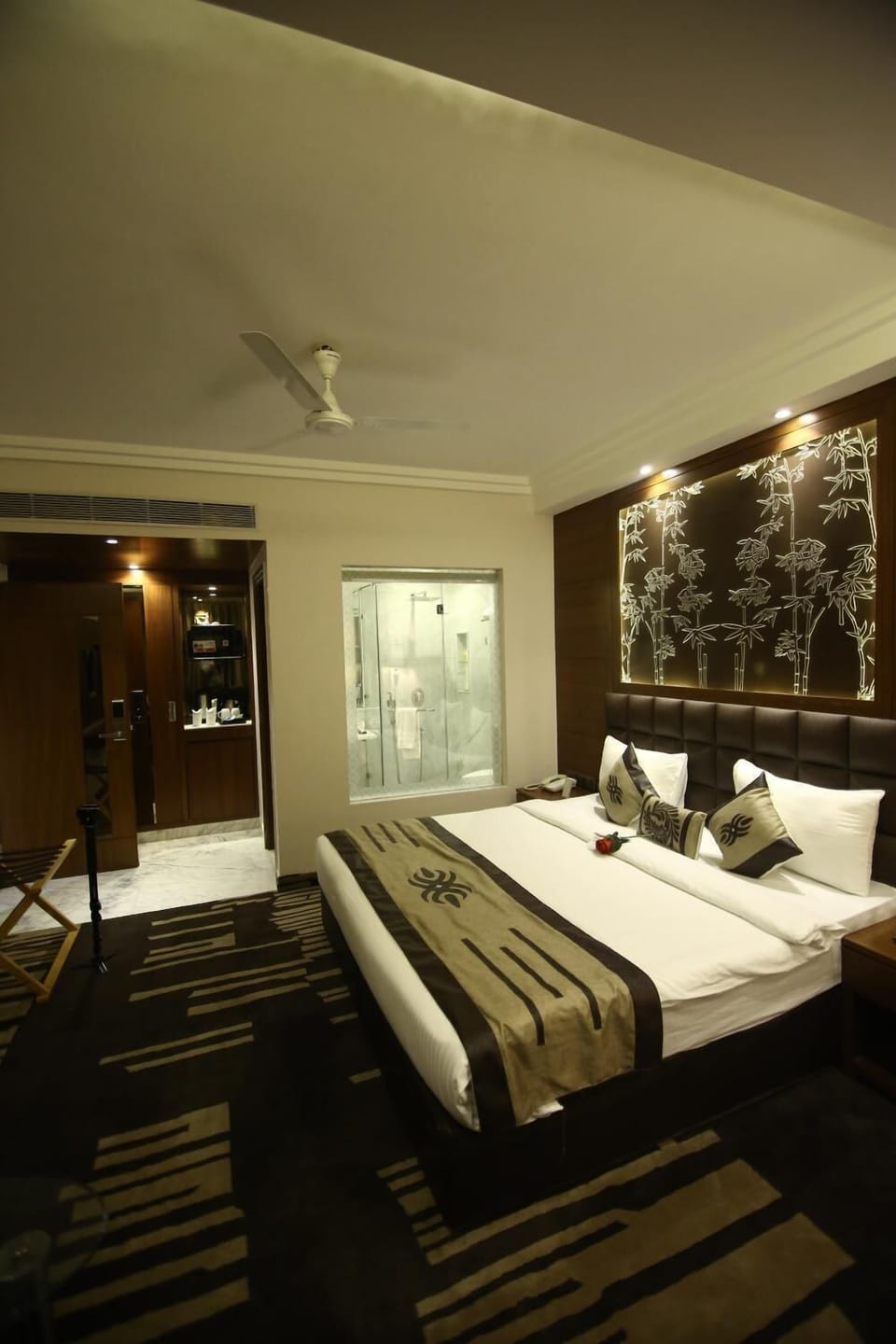 1 bedroom, minibar, in-room safe, desk