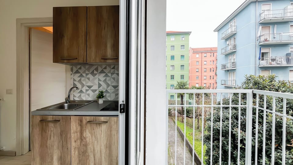 Comfort Apartment, City View | Interior