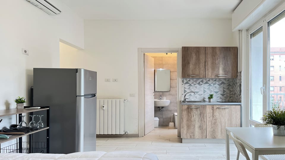 Comfort Apartment, City View | Private kitchen
