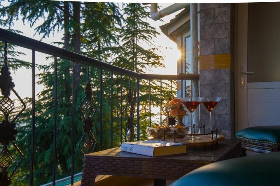 Standard Villa | Outdoor dining