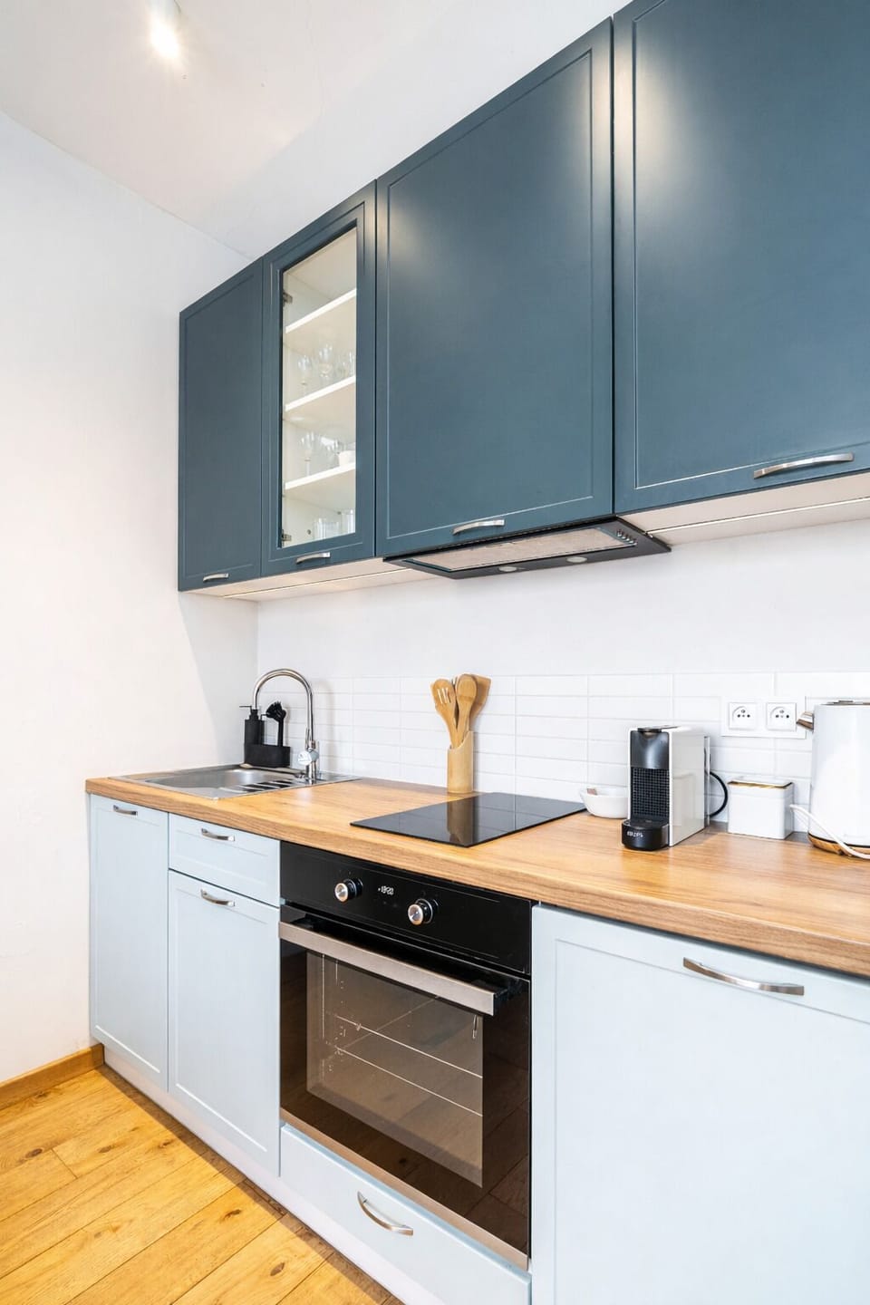 Studio Suite, Patio | Private kitchenette