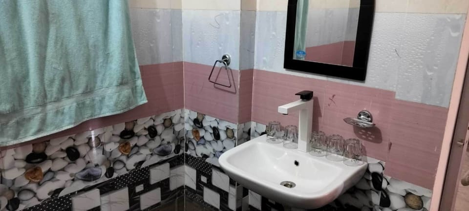 Shower, soap, shampoo