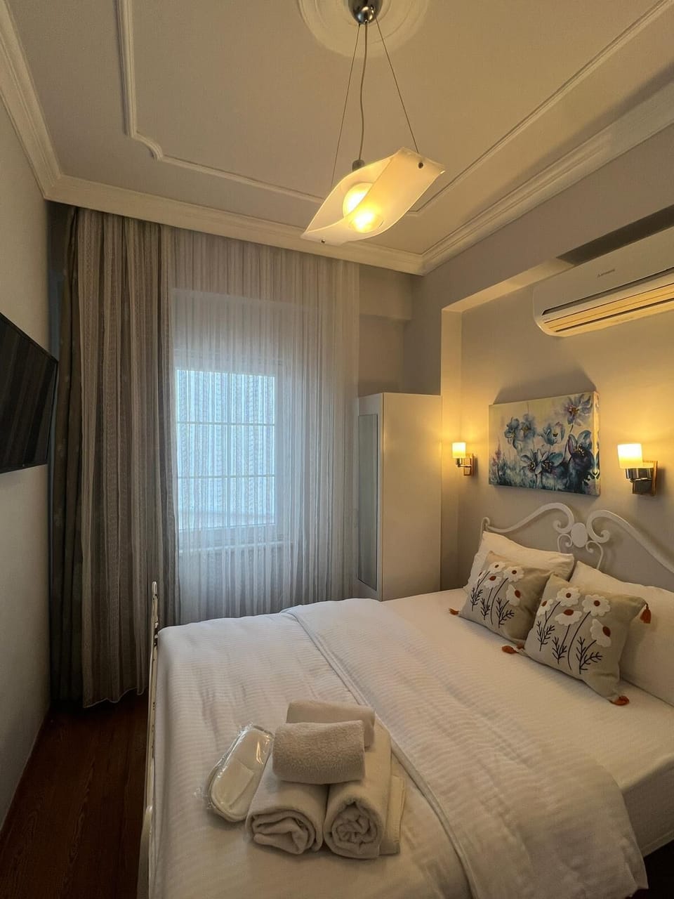 Superior Double Room, City View | Free WiFi, bed sheets