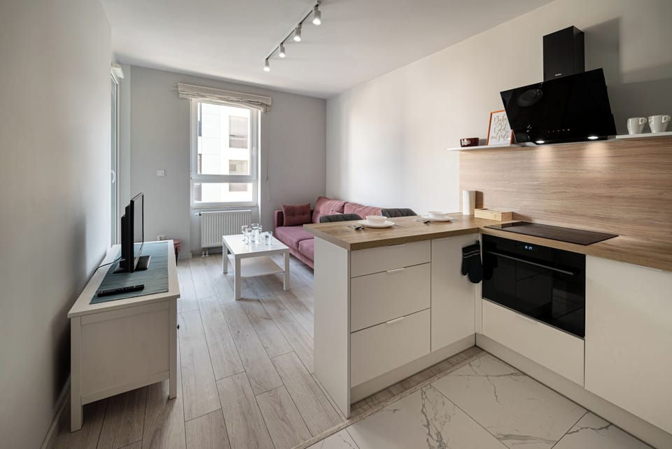 Apartment, Balcony | Private kitchenette