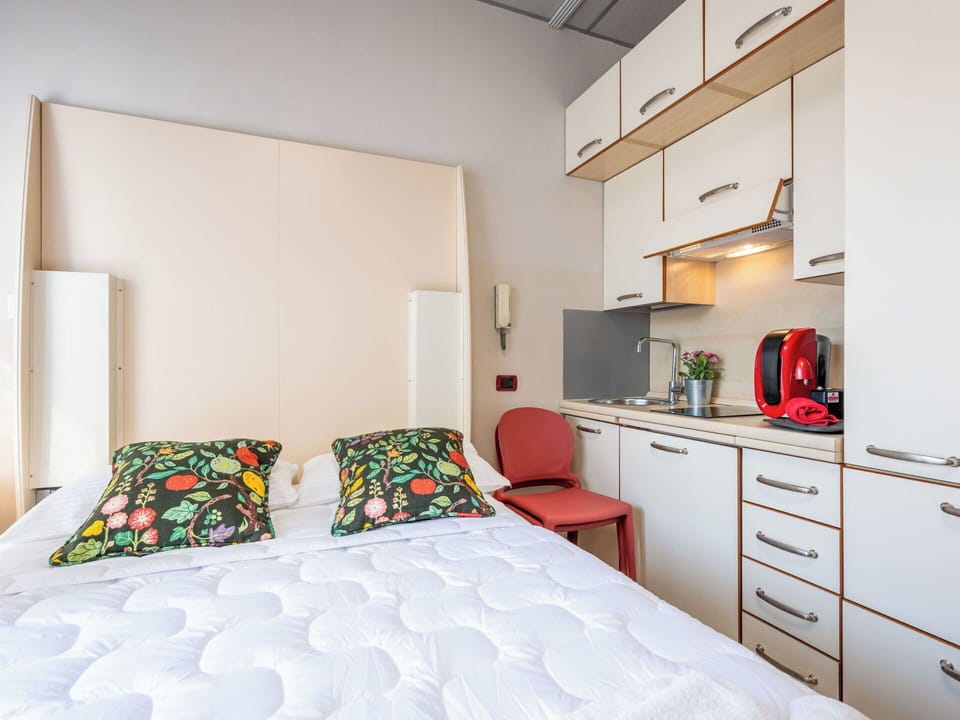 Interior Design, Furniture, Bedroom, Bed, Floor, Flooring, Room, Textile, Ceiling, Bed Sheet