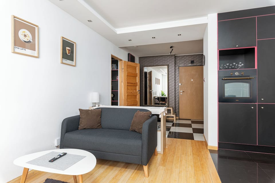 Apartment, Balcony | Living room | Smart TV