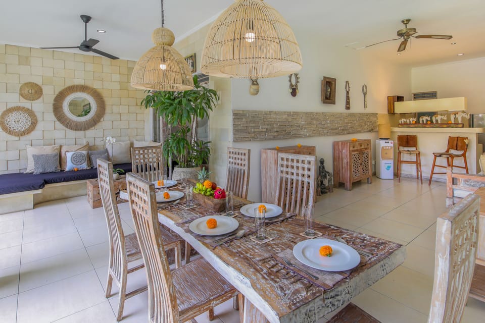 Villa, 3 Bedrooms, Private Pool | Dining room